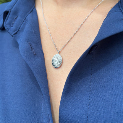 PRINT NOSE NECKLACE